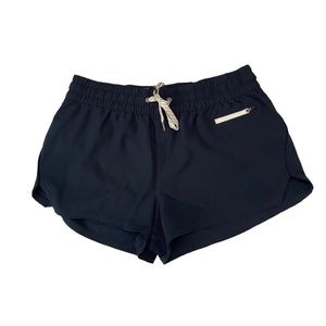 Vuori  Clementine Navy Shorts  Medium